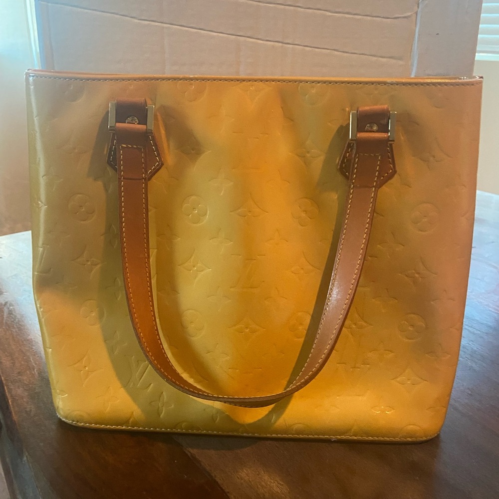 Authentic Louis Vuitton Yellow Vernis Shoulder Bag
